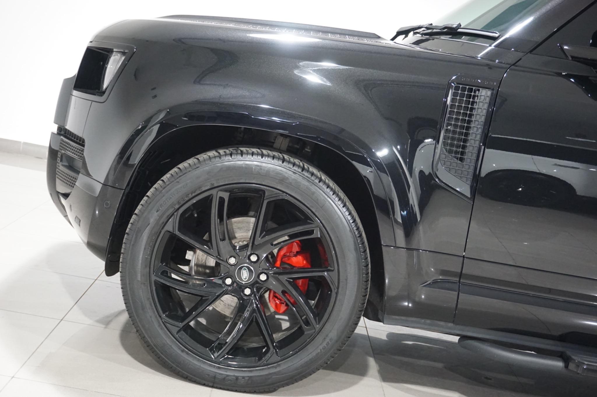 Land Rover Defender 110 3.0 D250 MHEV XS Edition Auto 4WD Euro 6 (s/s) 5dr